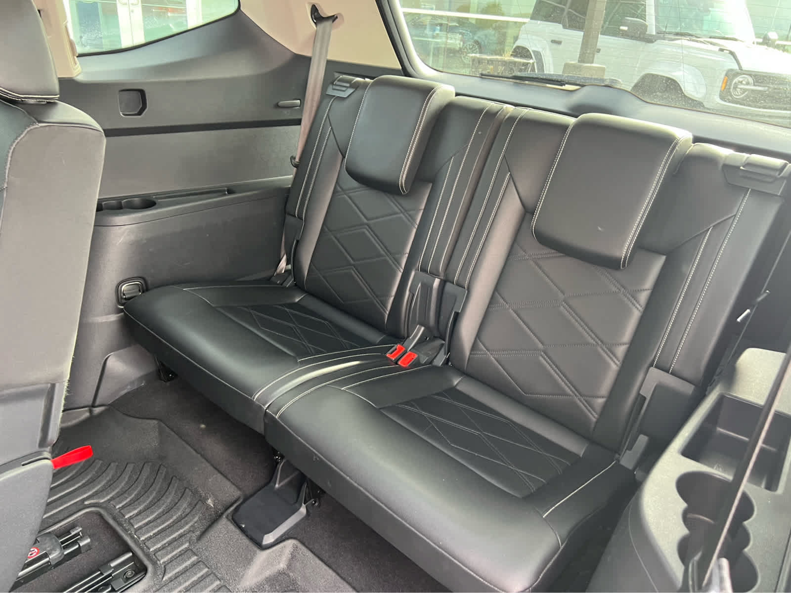 Used 2024 Volkswagen Atlas SE AWD/4WD image 31