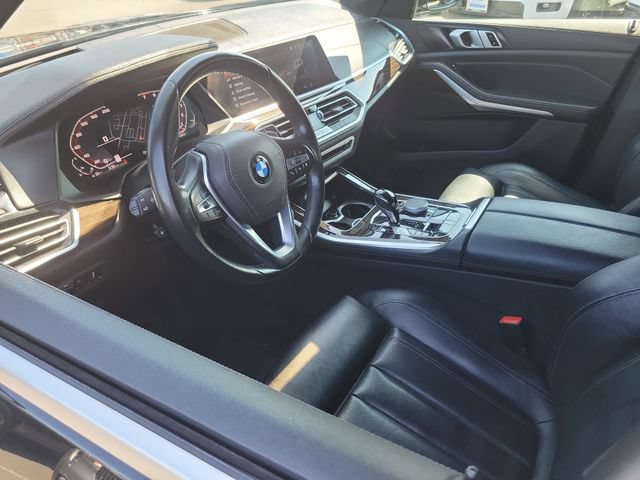 Used 2020 BMW X5 xDrive40i w/ Executive Package AWD/4WD image 3