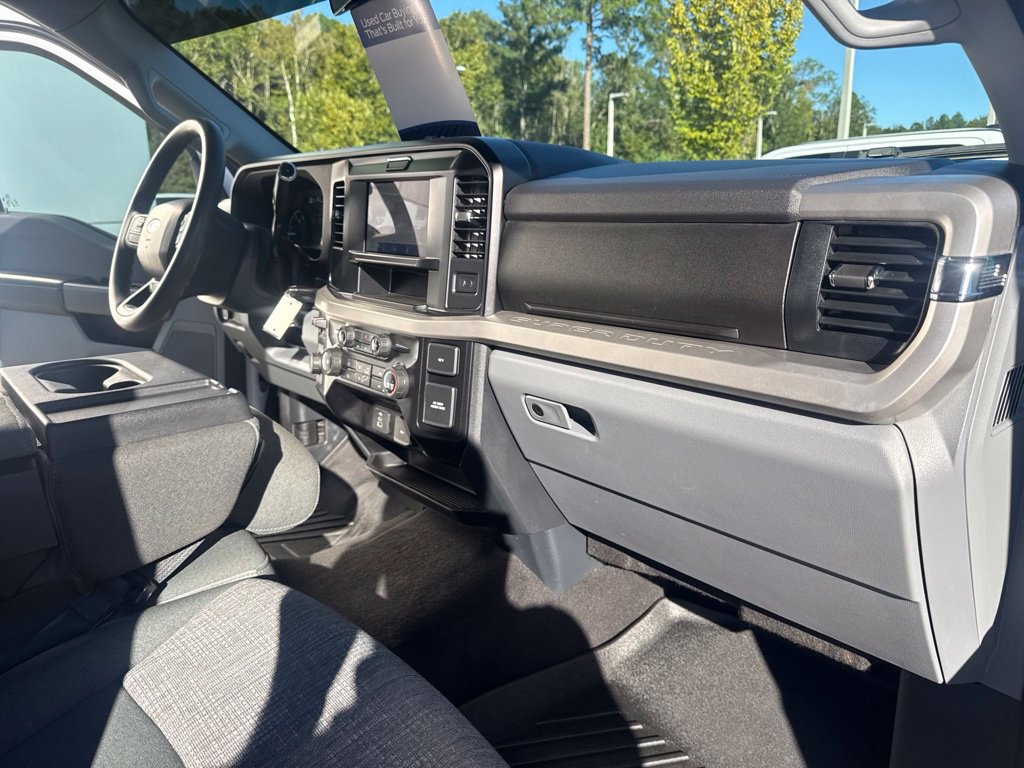Certified 2025 Ford F350 XLT AWD/4WD image 33