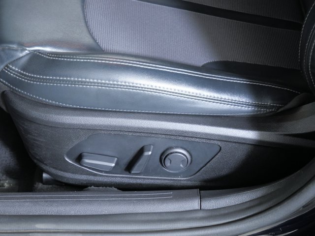 Used 2022 Kia K5 GT-Line FWD image 19