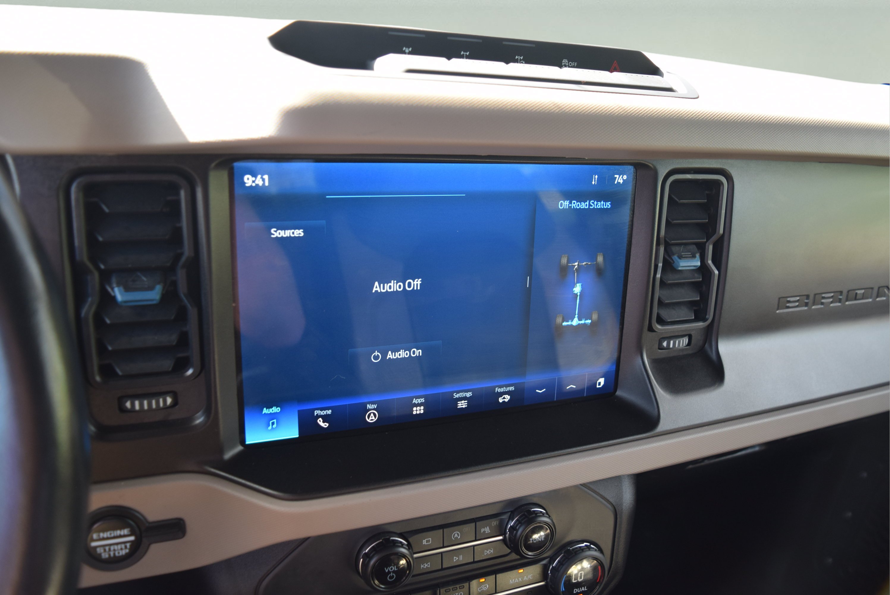 Certified 2023 Ford Bronco Wildtrak AWD/4WD image 13