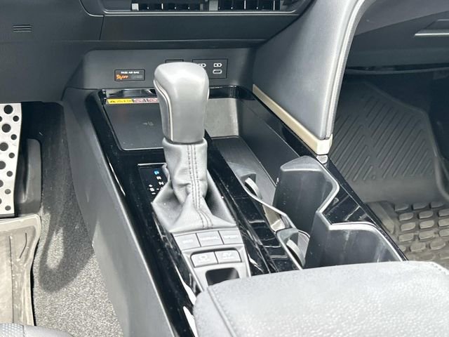 Used 2025 Toyota Camry XSE AWD/4WD image 17