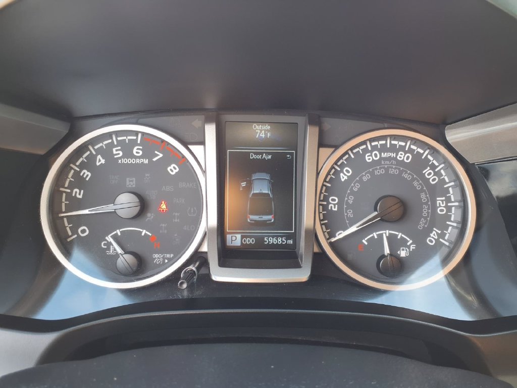 Used 2022 Toyota Tacoma SR5 w/ Technology Package AWD/4WD image 16
