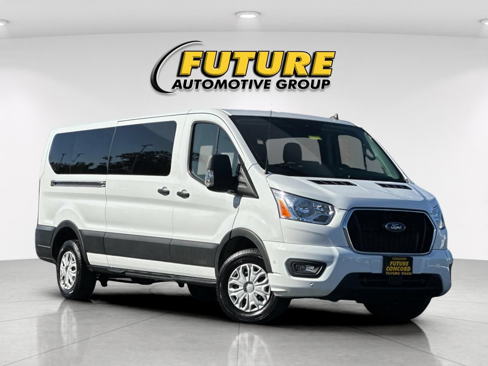 Certified 2022 Ford Transit 350 XLT RWD image 1