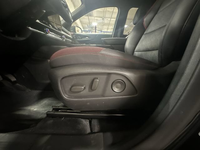 Used 2025 Chevrolet Equinox RS FWD image 18