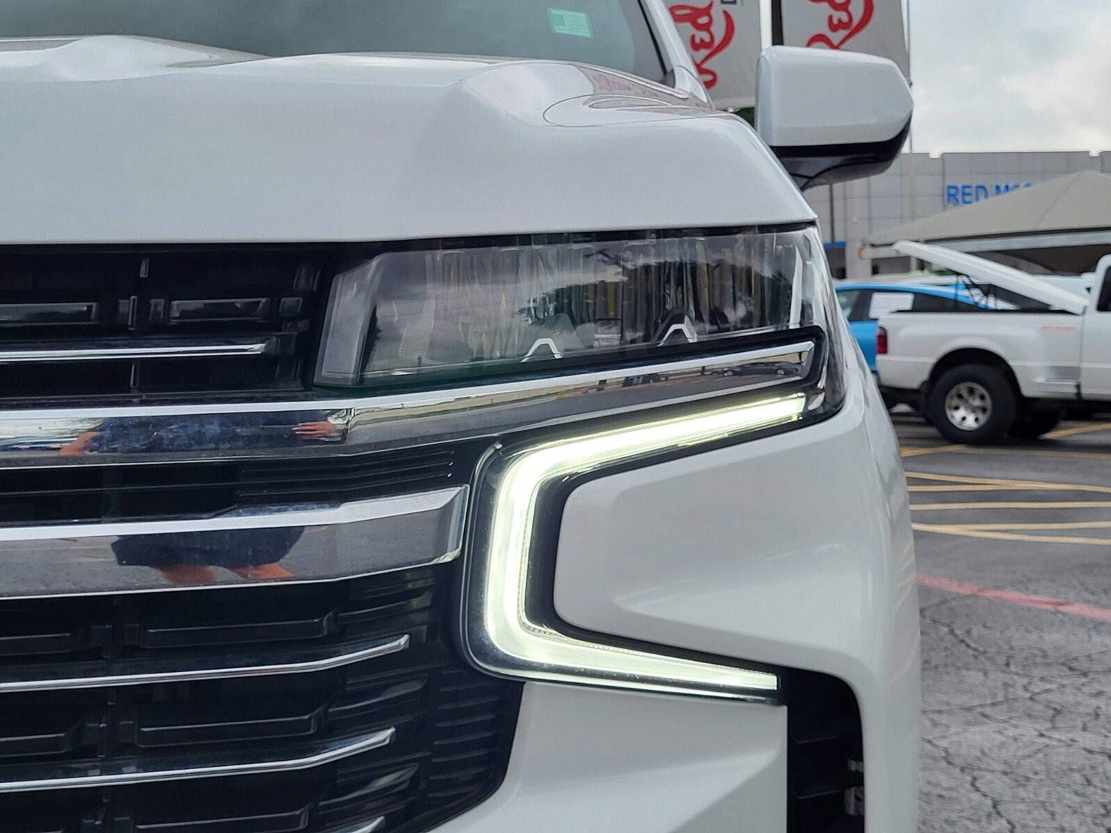 Used 2024 Chevrolet Suburban LT image 11