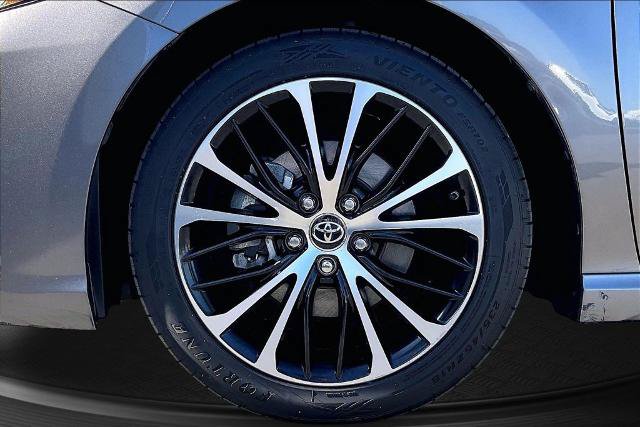 Used 2019 Toyota Camry SE FWD image 9