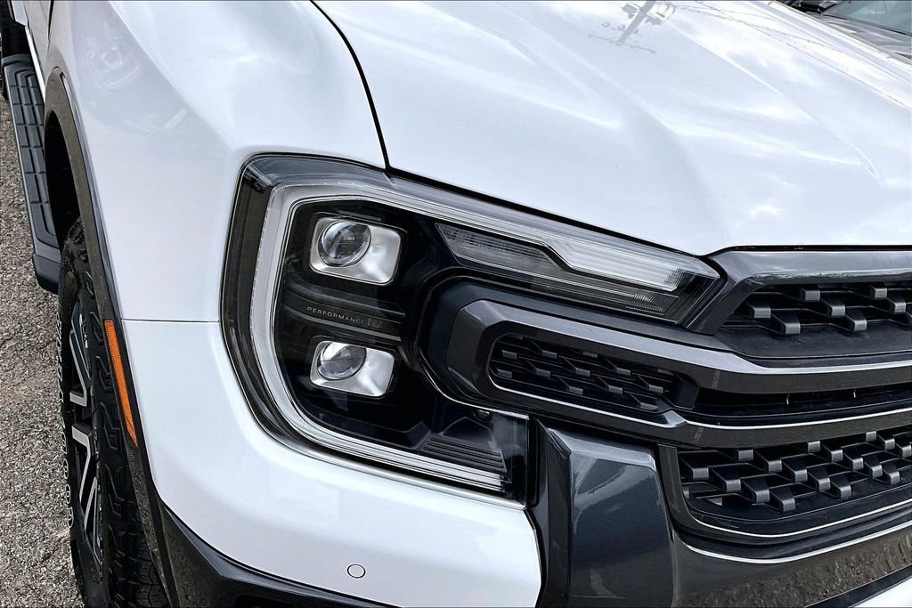 Certified 2024 Ford Ranger Lariat w/ FX4 Off-Road Package image 30