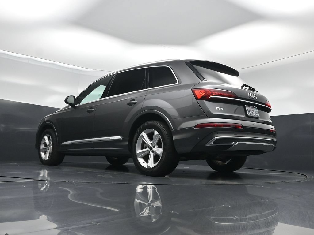 Used 2024 Audi Q7 2.0T Premium AWD/4WD image 48