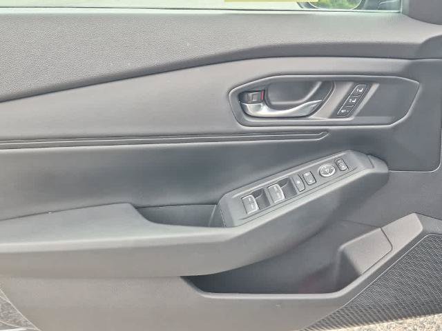 Used 2024 Honda Accord EX-L image 9