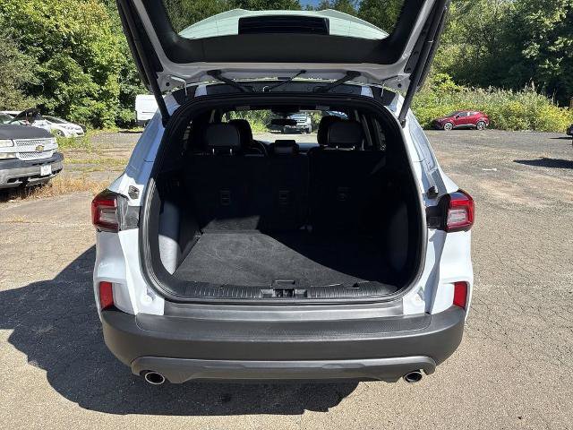 Certified 2025 Ford Escape ST-Line Select AWD/4WD image 22