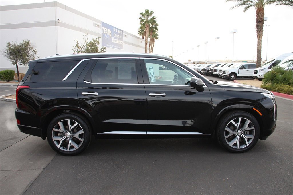 Used 2022 Hyundai Palisade Limited w/ Cargo Package image 8