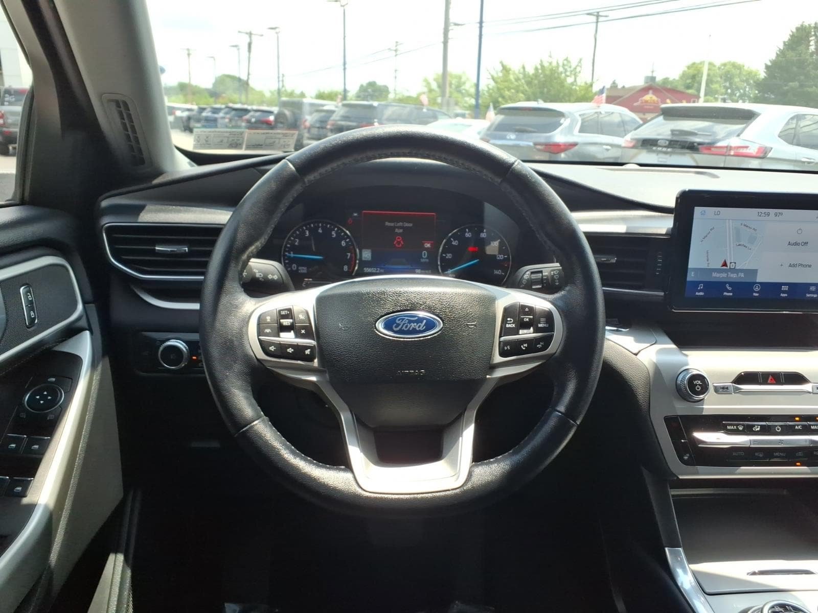 Certified 2022 Ford Explorer XLT w/ Equipment Group 202A AWD/4WD image 15