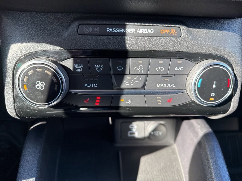 Certified 2022 Ford Escape SE w/ Cold Weather Package image 26