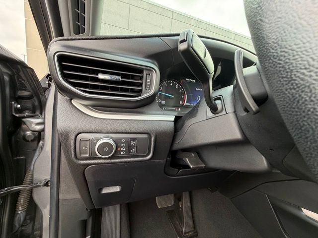 Certified 2021 Ford Explorer XLT w/ Equipment Group 202A image 13