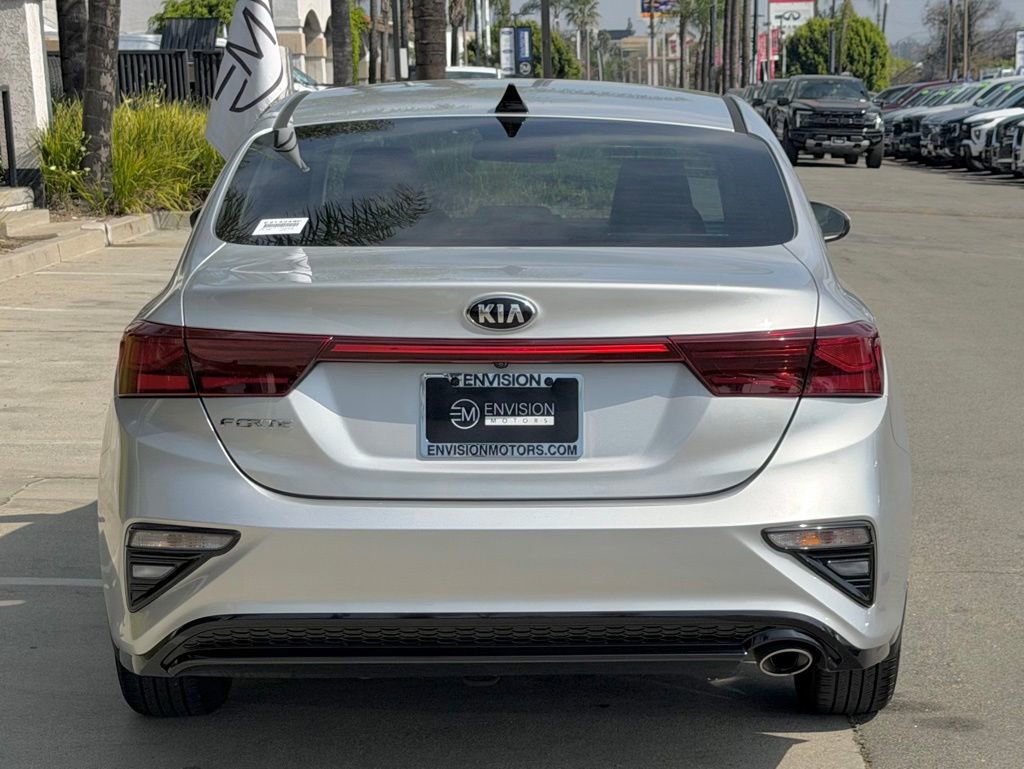 Used 2020 Kia Forte LXS image 8