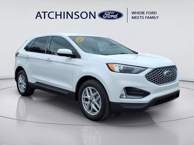 Certified 2023 Ford Edge SEL w/ Convenience Package AWD/4WD image 3
