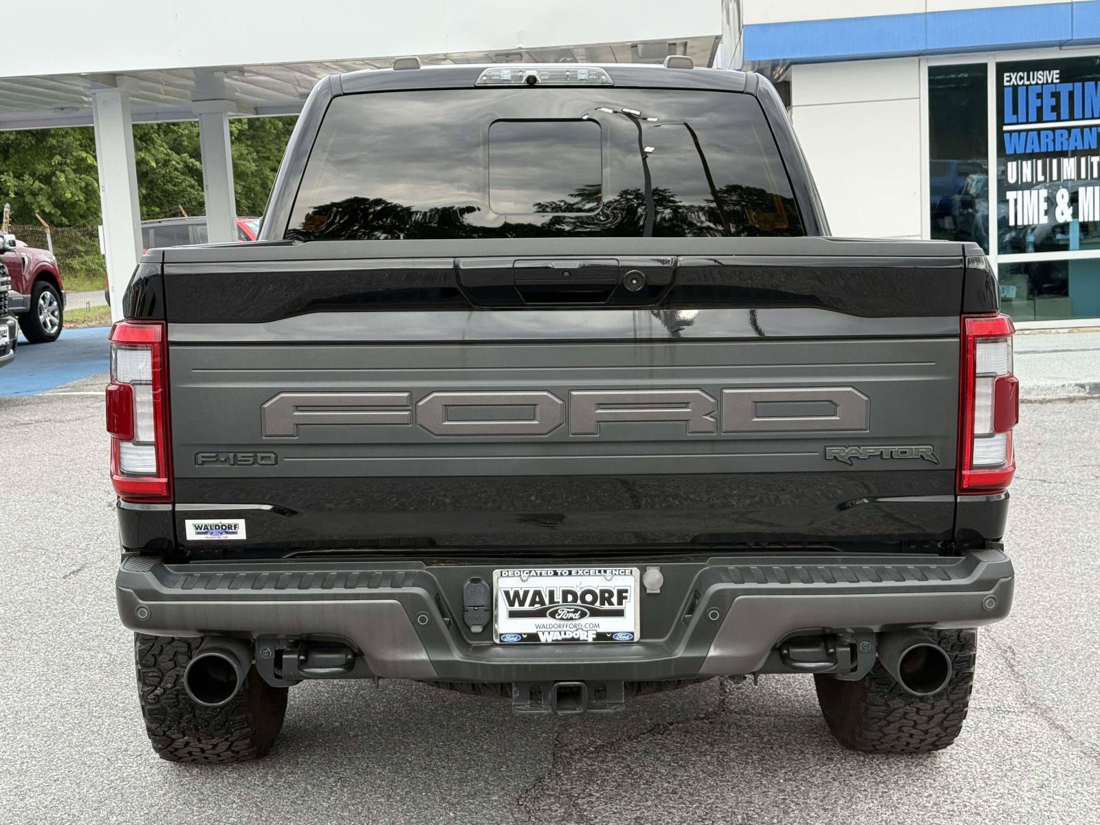 Certified 2023 Ford F150 Raptor w/ Raptor Carbon Fiber Package AWD/4WD image 3
