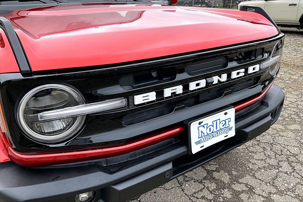 Certified 2024 Ford Bronco Outer Banks AWD/4WD image 28