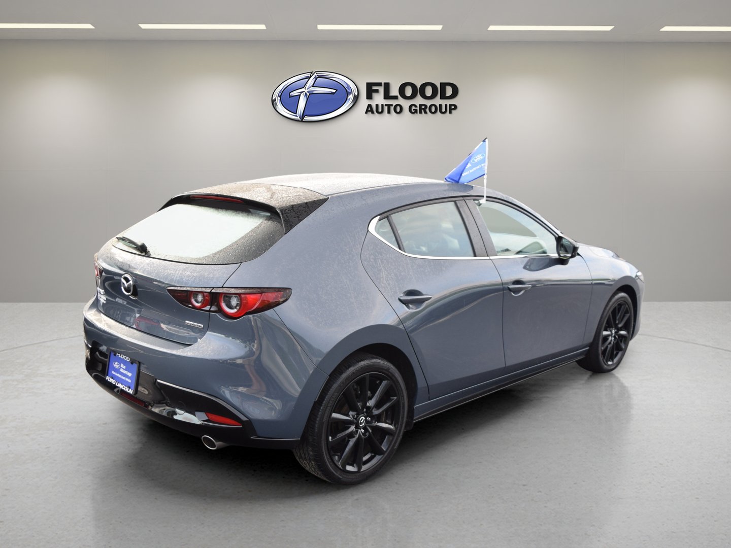 Used 2022 MAZDA MAZDA3 s FWD image 4