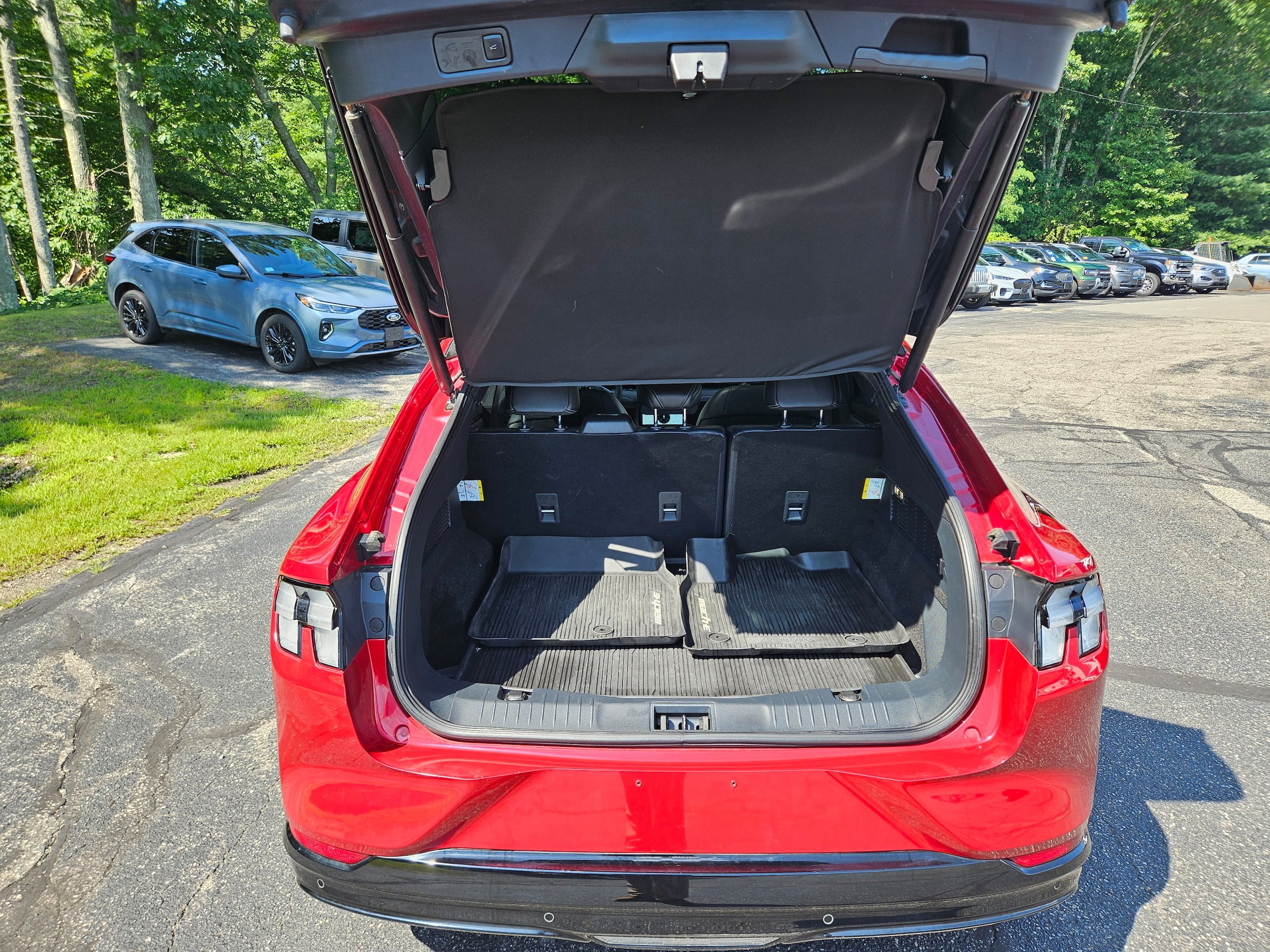 Certified 2021 Ford Mustang Mach-E Premium AWD/4WD image 9