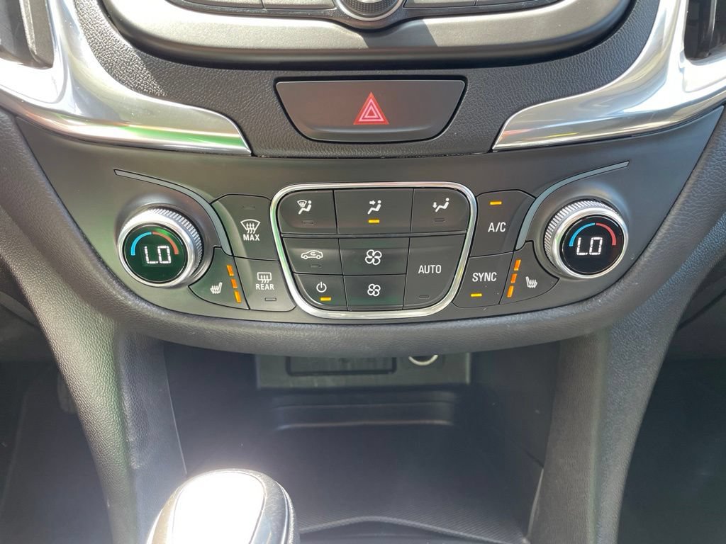 Used 2021 Chevrolet Equinox LT FWD image 20