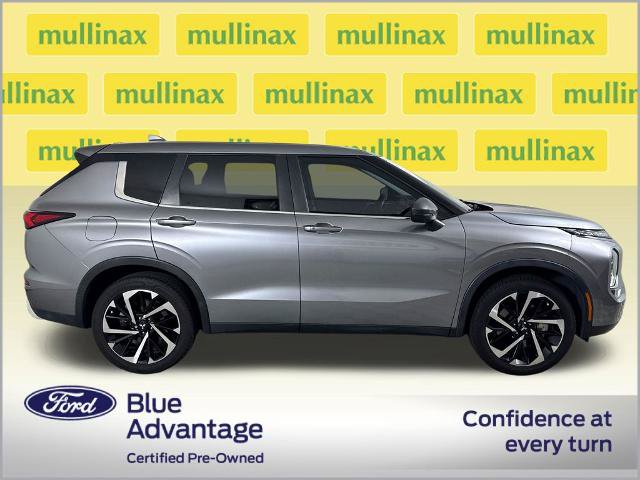 Used 2022 Mitsubishi Outlander SE FWD image 2