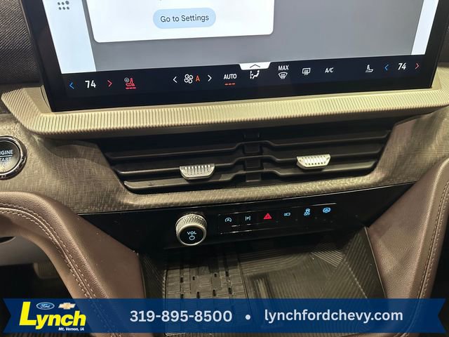 Certified 2025 Ford Explorer Platinum w/ LUX Leather Package AWD/4WD image 19