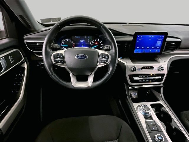 Certified 2022 Ford Explorer XLT AWD/4WD image 5