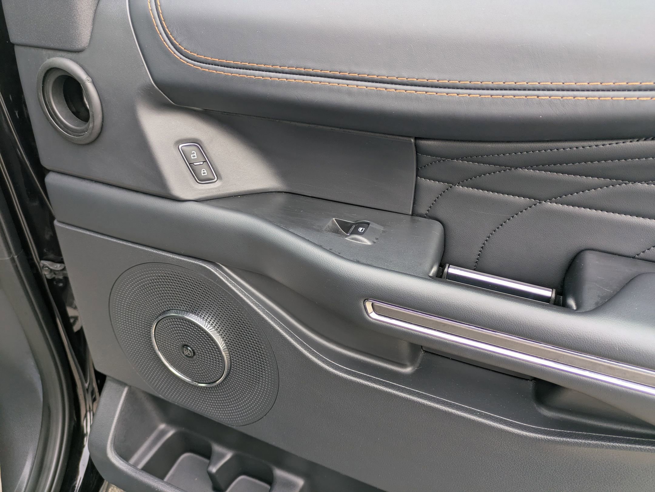 Certified 2023 Ford Expedition Platinum image 33