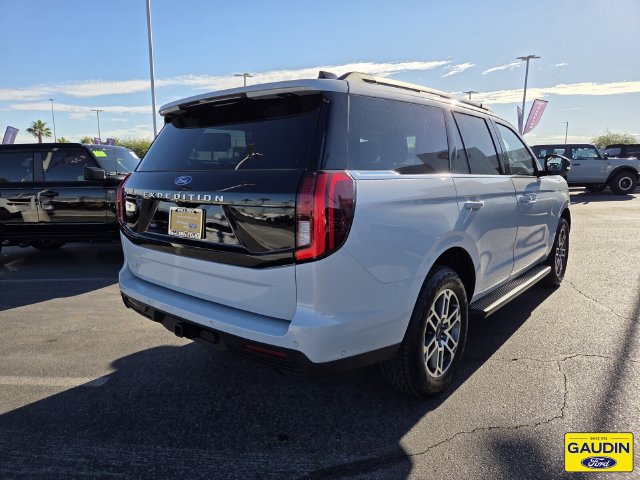 Certified 2025 Ford Expedition Active AWD/4WD image 6