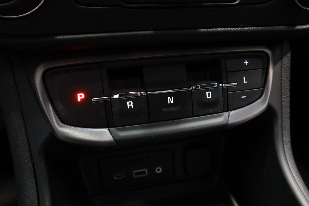 Used 2022 GMC Terrain AT4 w/ Infotainment Package II image 34