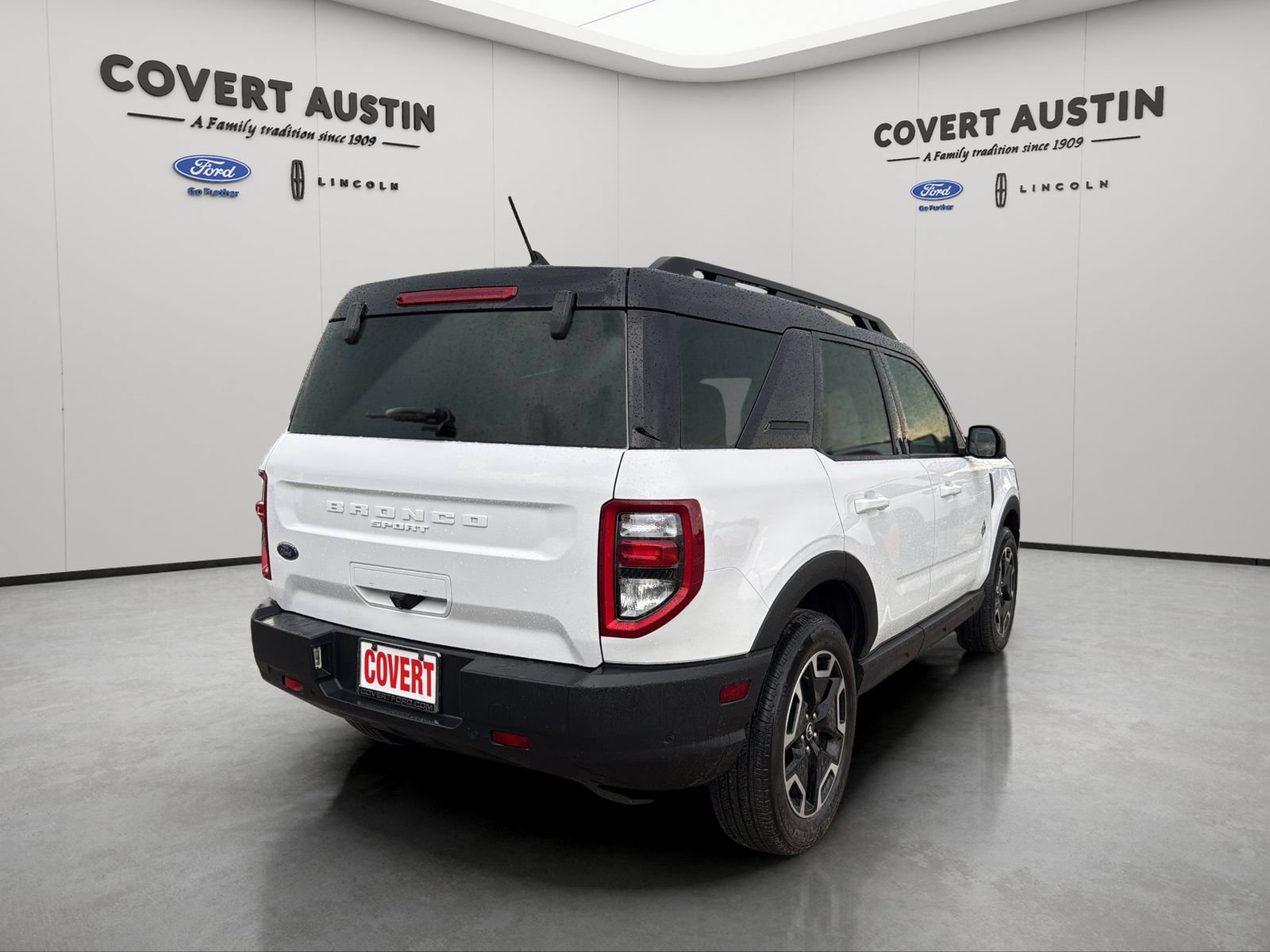 Certified 2022 Ford Bronco Sport Outer Banks AWD/4WD image 5