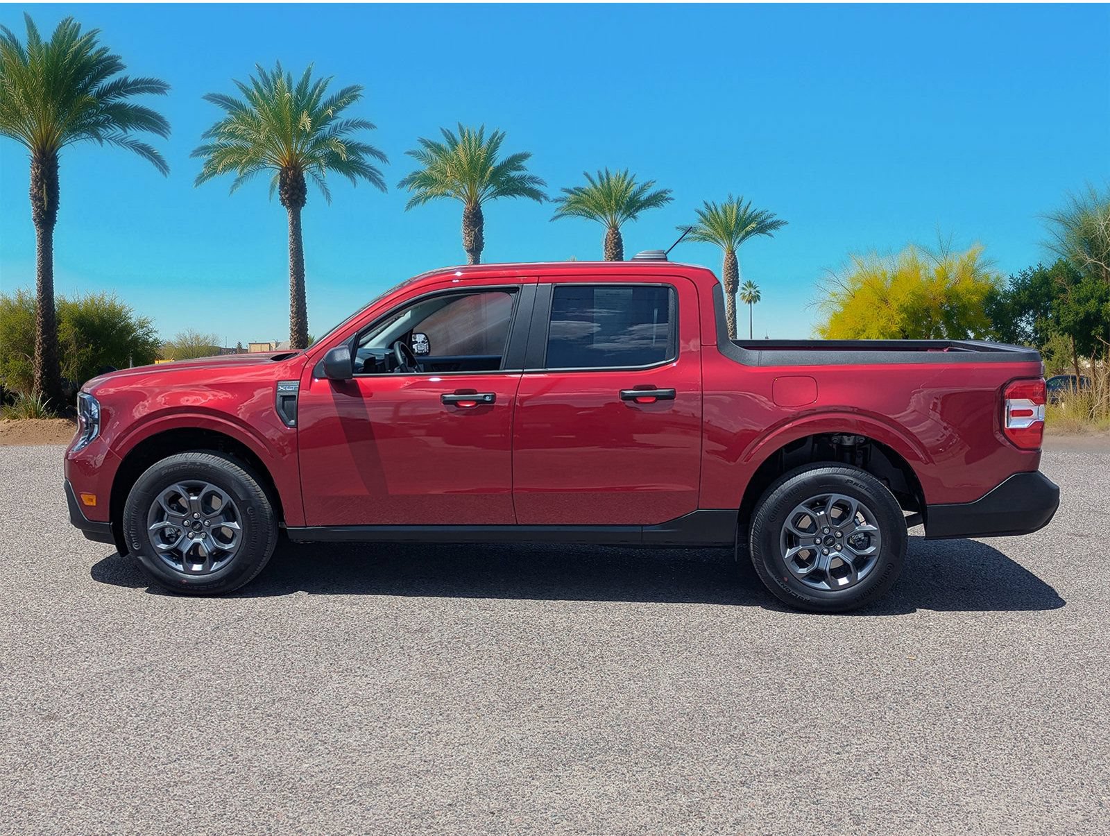 Certified 2026 Ford Maverick XLT AWD/4WD image 3