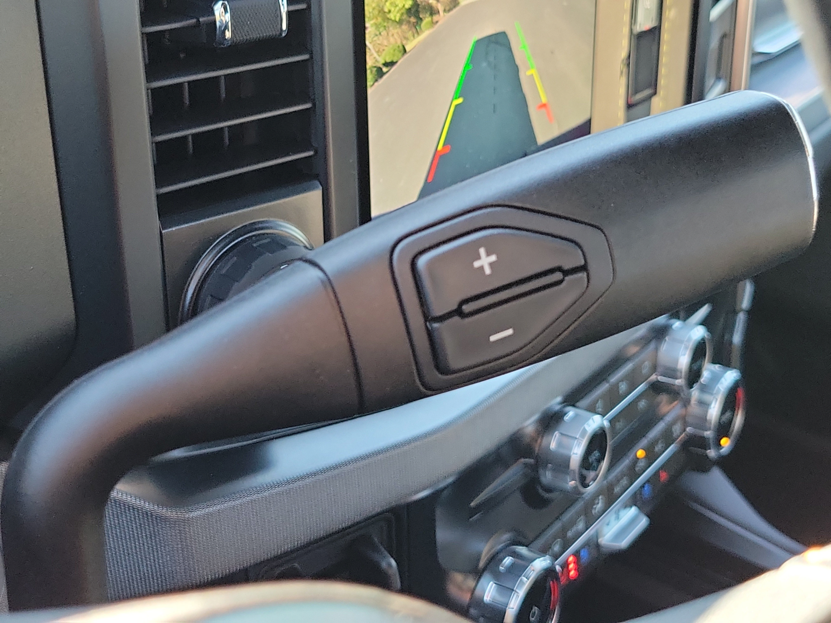 Certified 2024 Ford F350 Platinum AWD/4WD image 29
