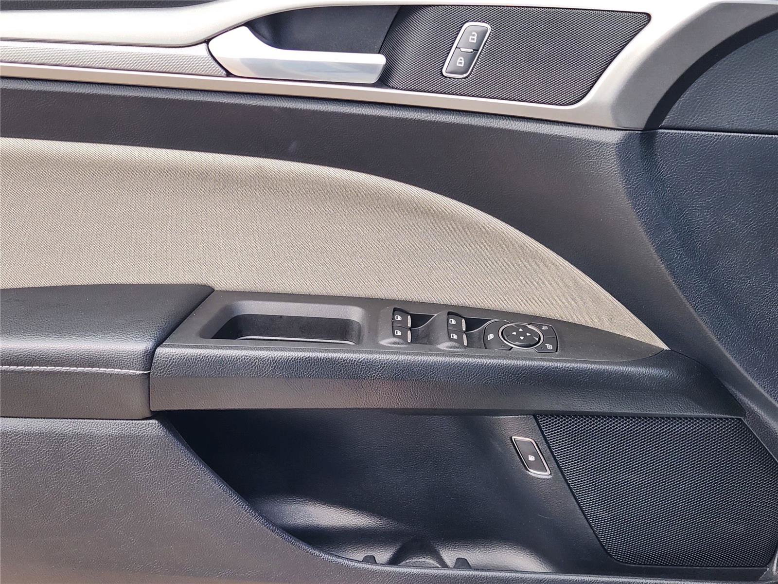 Certified 2018 Ford Fusion S FWD image 27