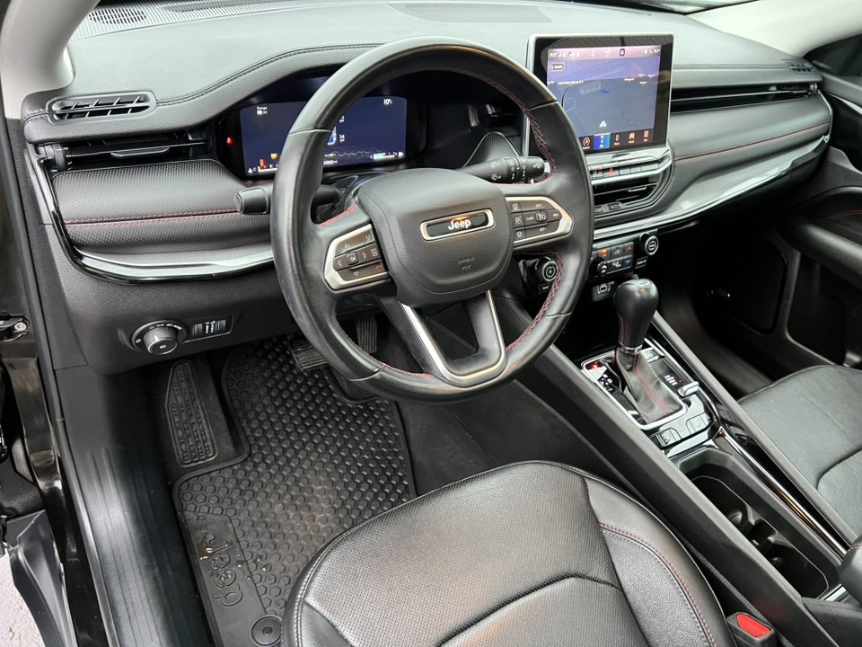 Used 2022 Jeep Compass Trailhawk w/ Trailhawk Elite Group image 18