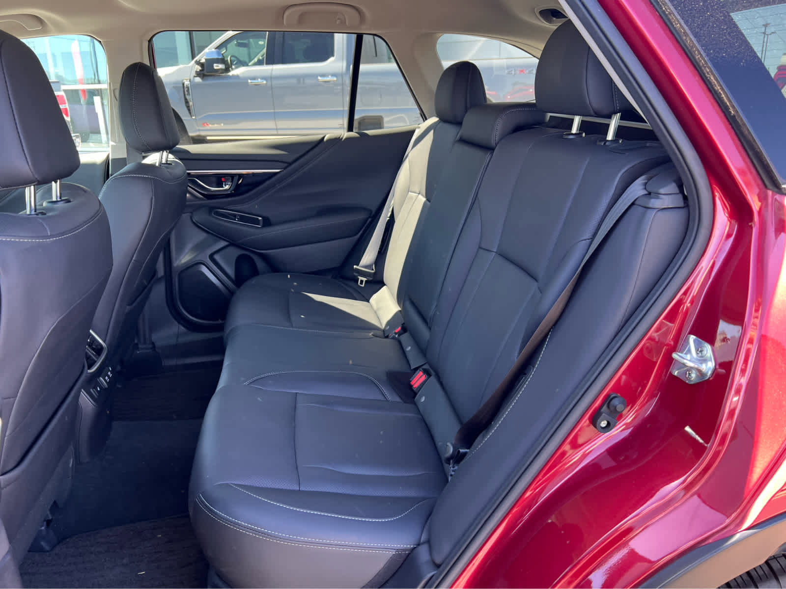 Used 2022 Subaru Outback Limited AWD/4WD image 27