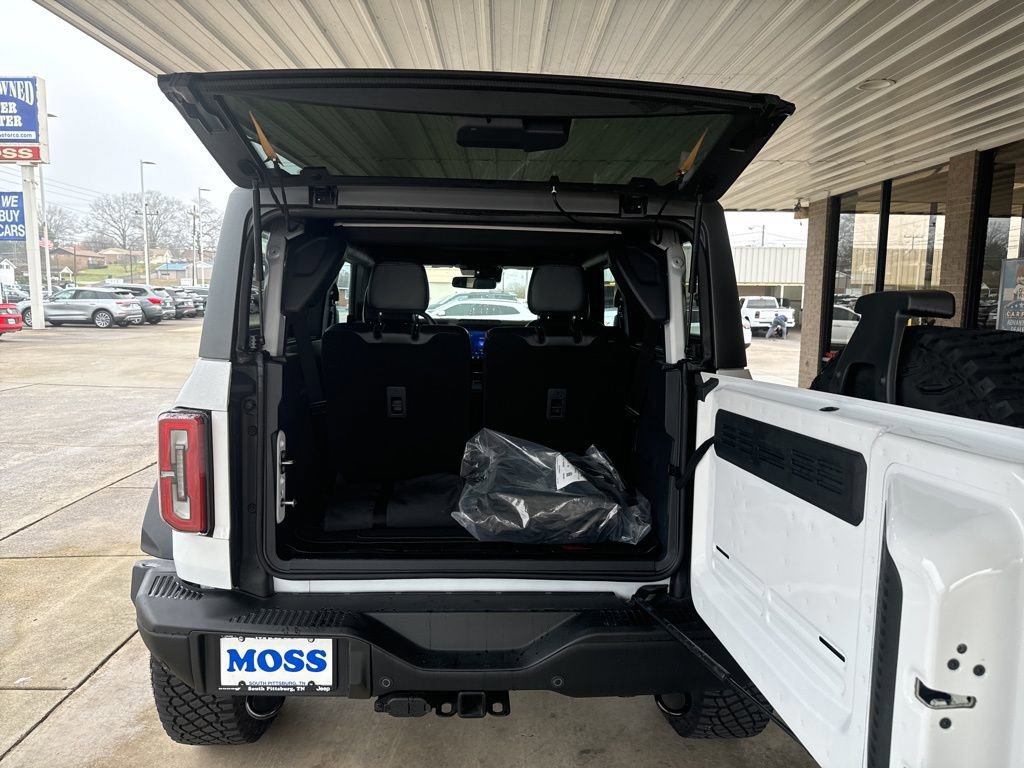 Certified 2024 Ford Bronco Badlands w/ Sasquatch Package image 19