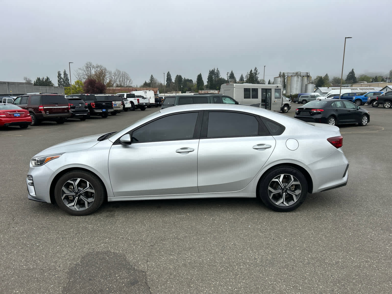 Used 2019 Kia Forte LXS image 2