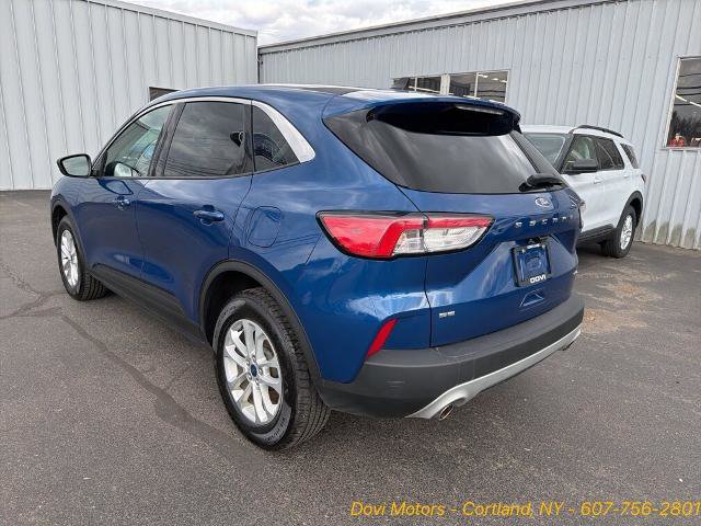 Certified 2022 Ford Escape SE w/ Cold Weather Package AWD/4WD image 4