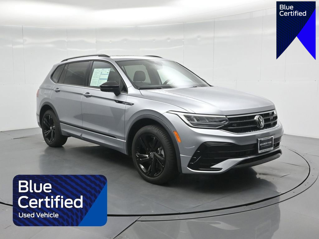 Used 2024 Volkswagen Tiguan SE R-Line image 1