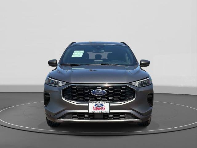 Certified 2024 Ford Escape ST-Line AWD/4WD image 3