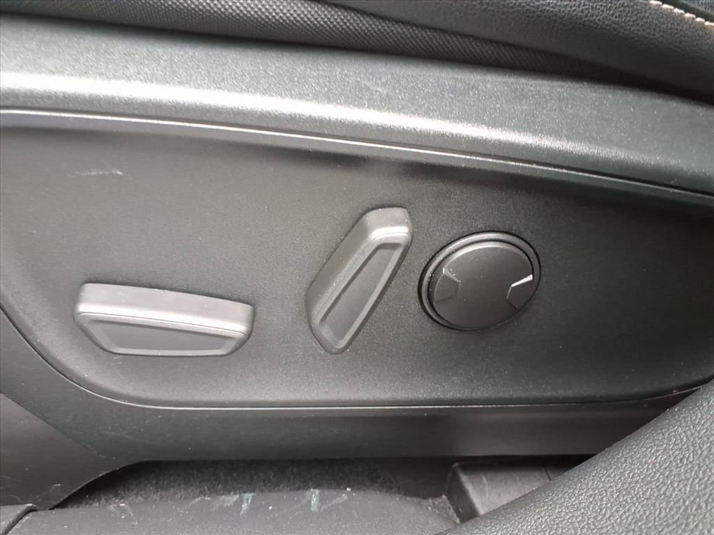 Certified 2022 Ford Escape SEL image 25