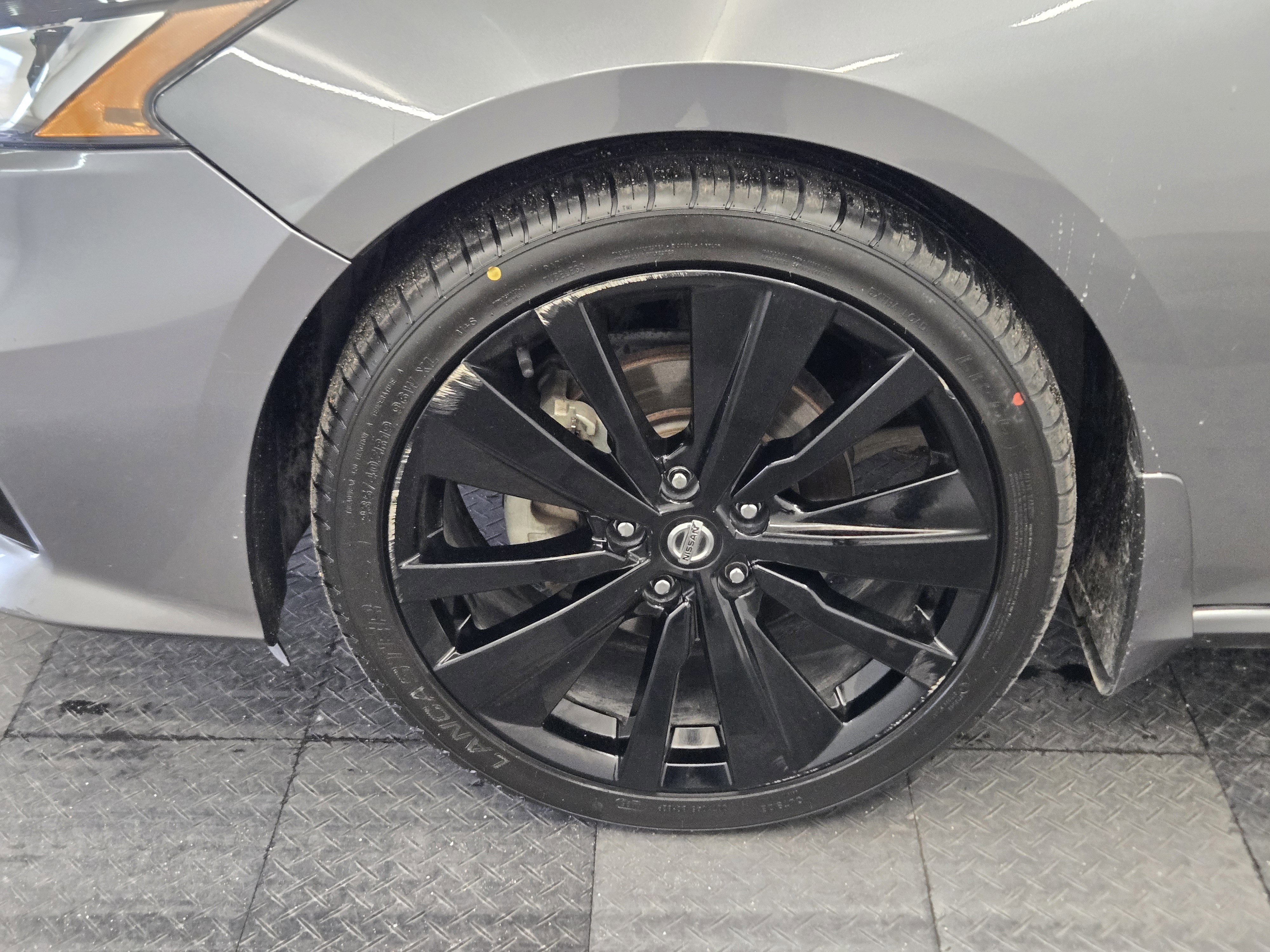 Used 2022 Nissan Altima 2.5 SR w/ Midnight Edition Package image 10