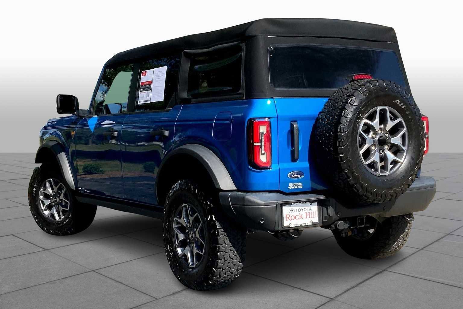 Certified 2023 Ford Bronco Badlands image 3