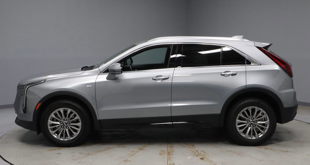 Used 2025 Cadillac XT4 Premium Luxury AWD/4WD image 8