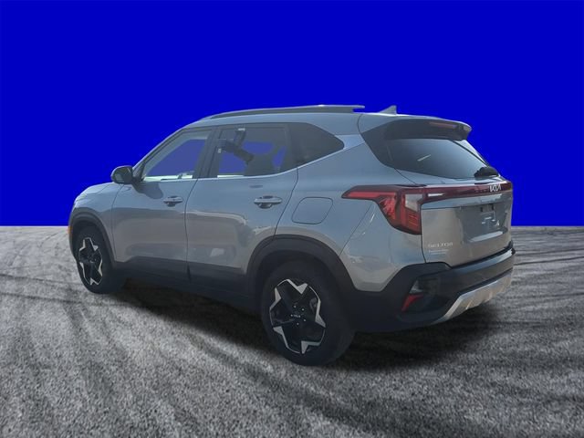 Used 2024 Kia Seltos EX FWD image 6