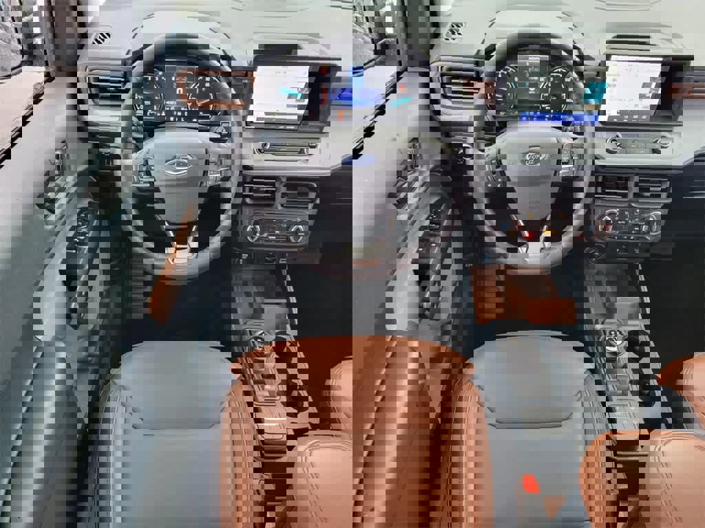 Certified 2023 Ford Maverick Lariat w/ Lariat Luxury Package image 13