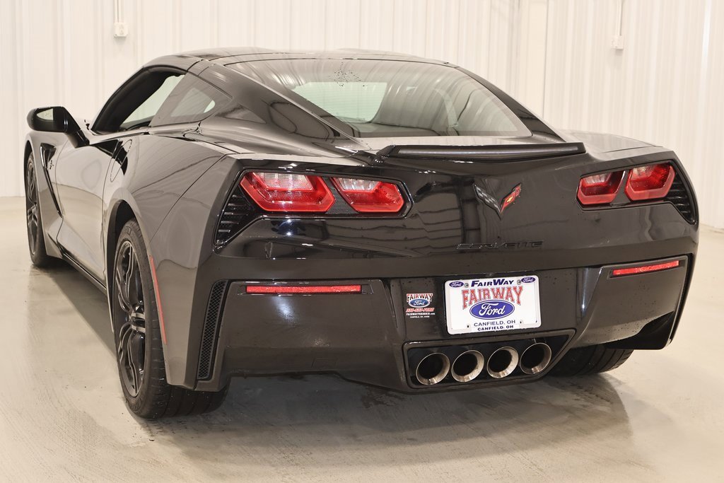 Used 2017 Chevrolet Corvette Stingray Coupe w/ Carbon Flash Badge Package image 44
